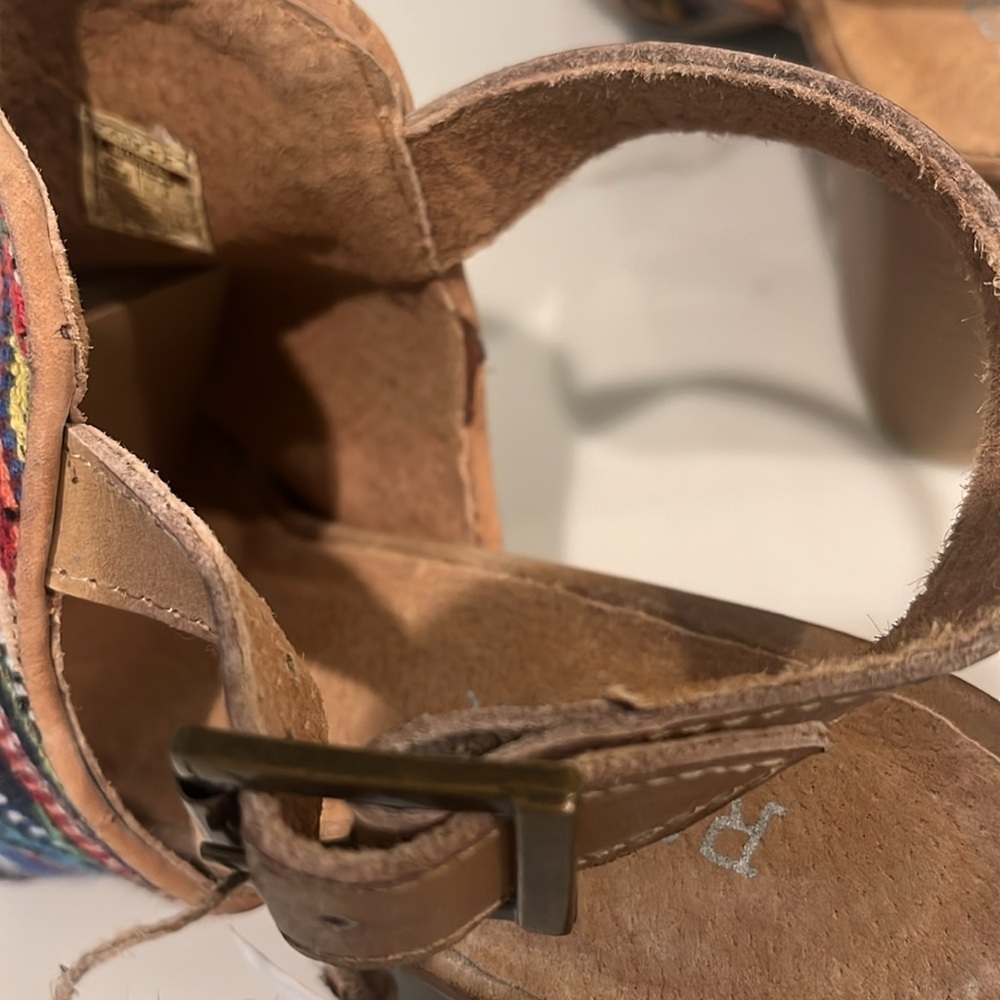 ROPER MIKA SOUTHWEST TAPESTRY SLINGBACK PEEP TOE BLOCK HEEL SANDALS - Picture 6 of 13